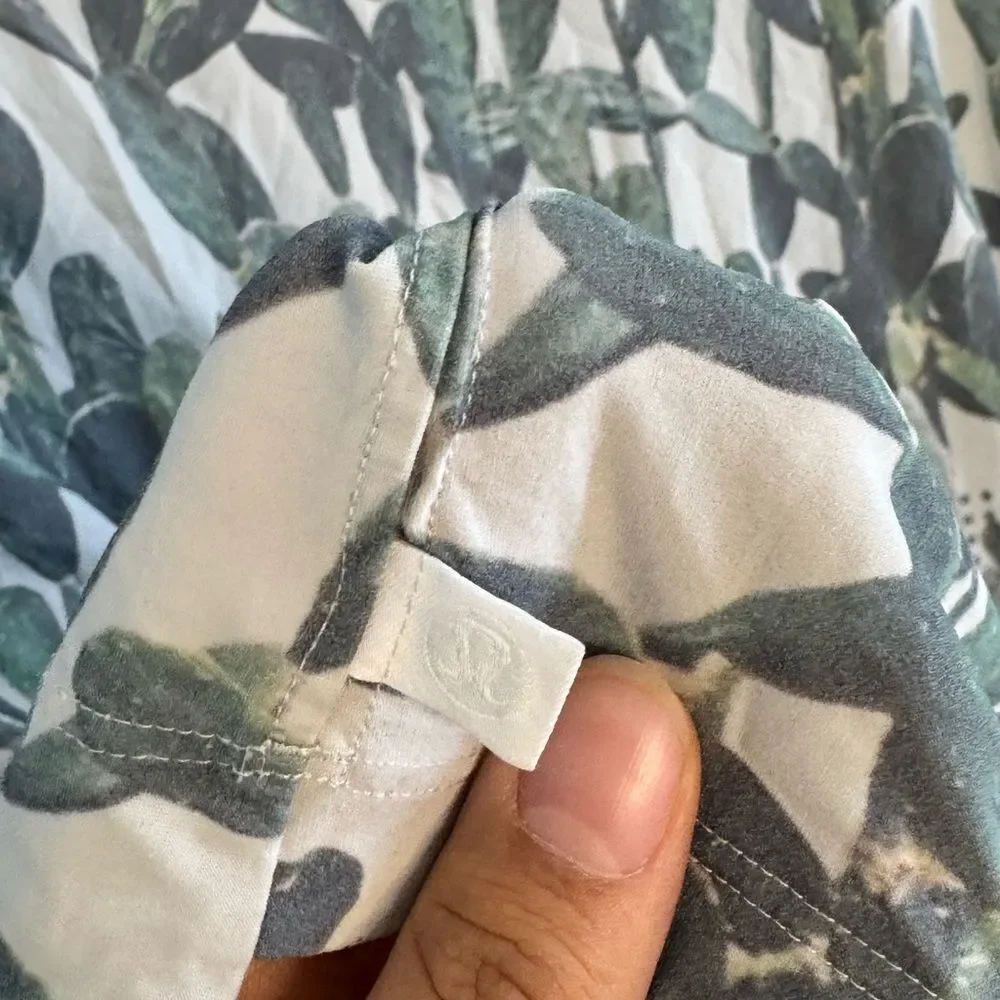 RARE Lululemon Athletica Cactus print top